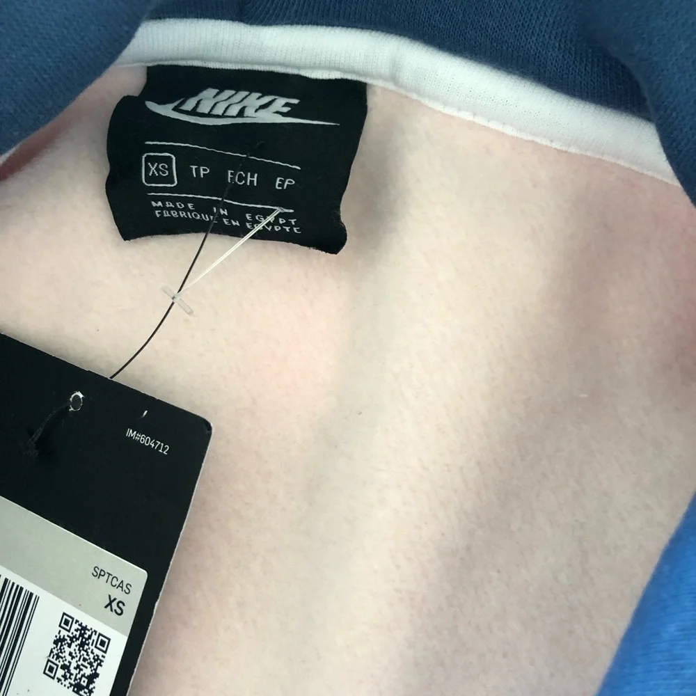 Nike 🌹please review